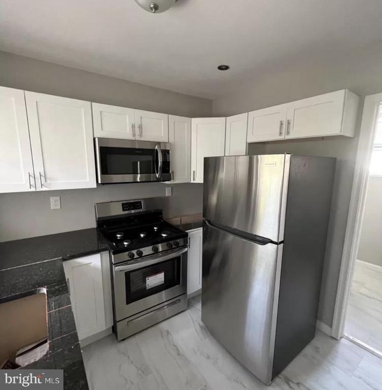 27 Washington Avenue - Photo 4