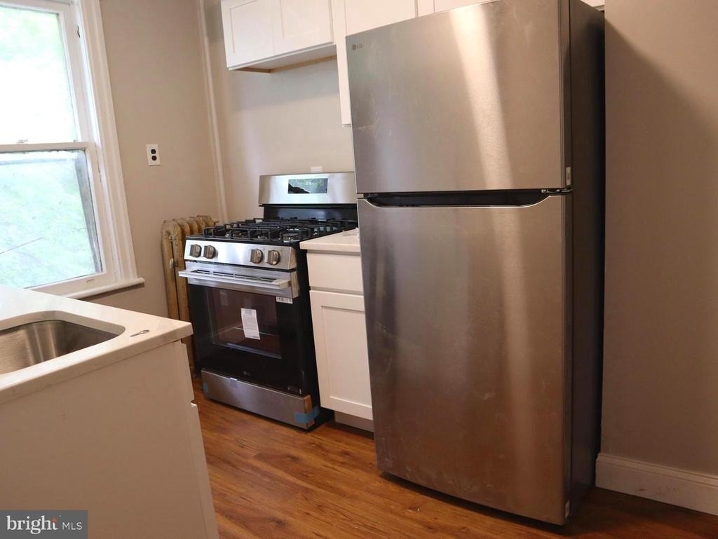 208 Linden Avenue - Photo 4