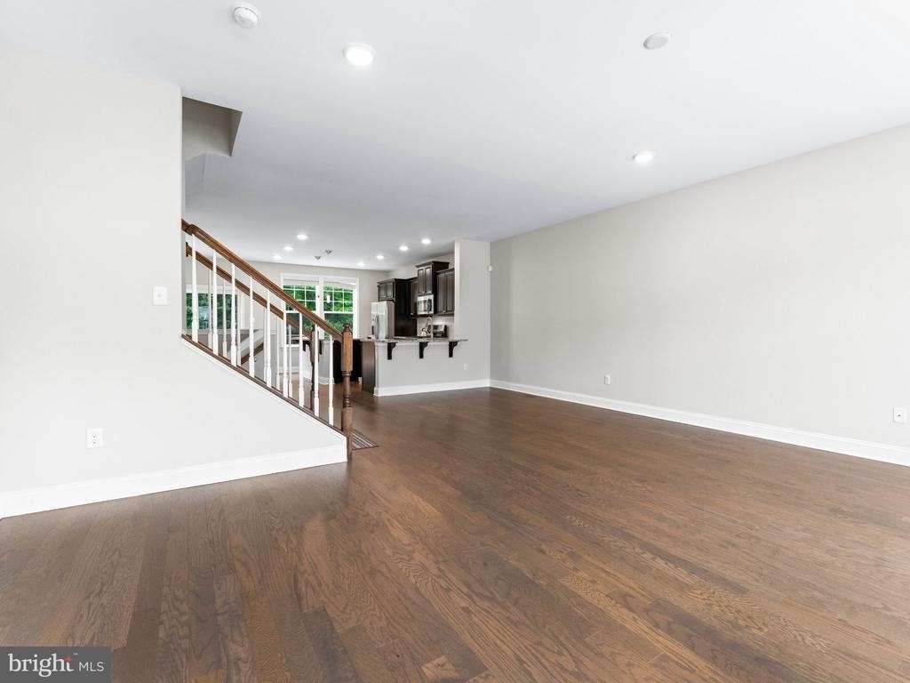 33 Sullivan Way - Photo 9