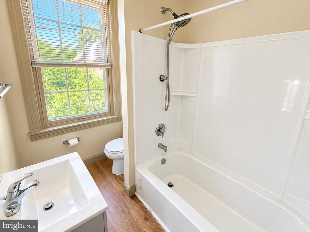 30 W Union Street - Photo 5