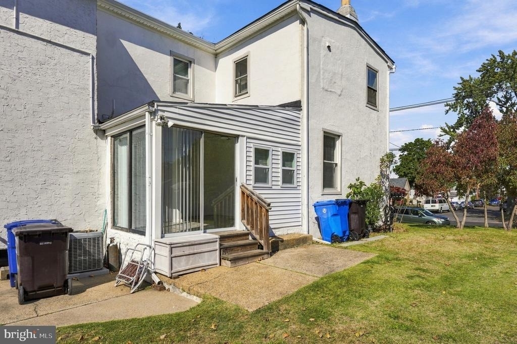 200 Leon Avenue - Photo 18