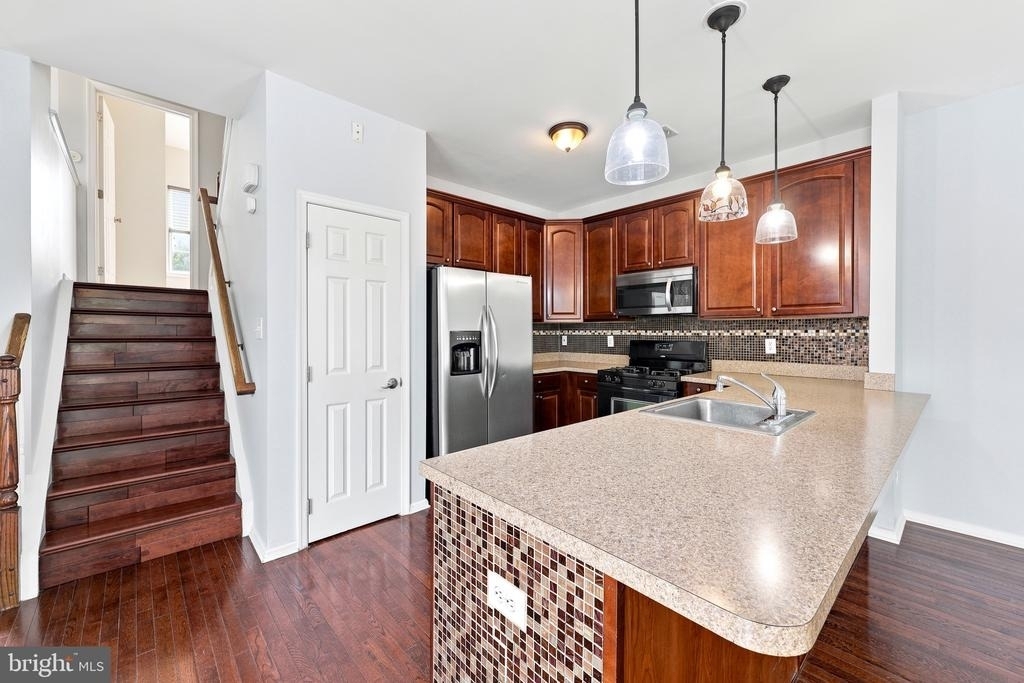 64 Meadow Circle - Photo 7