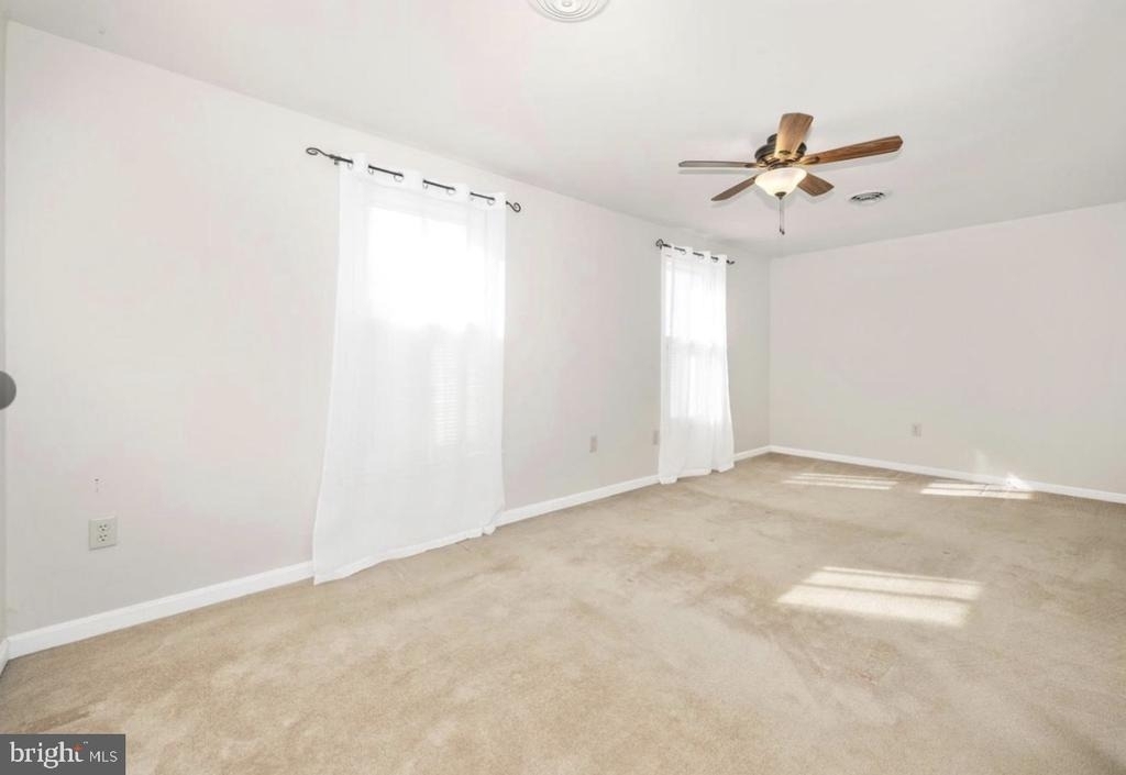 117 Valley View Court - Photo 5