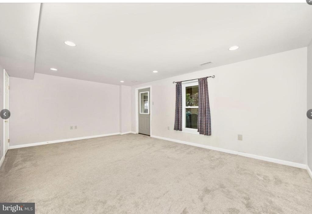 117 Valley View Court - Photo 6