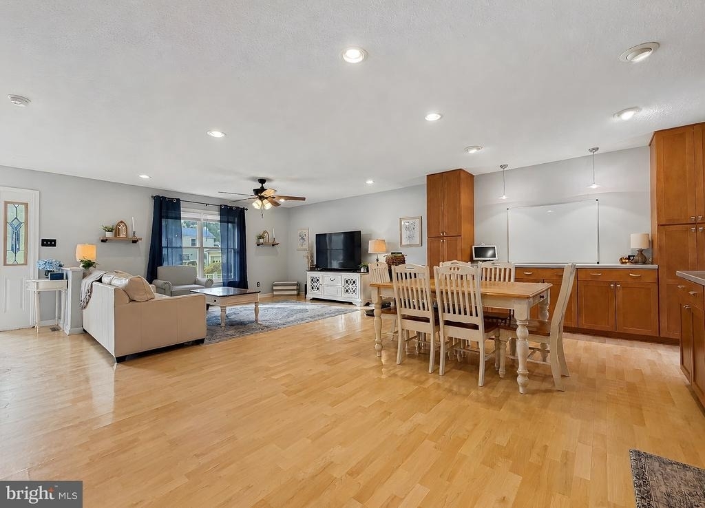20900 Mauvy Moss Place - Photo 16