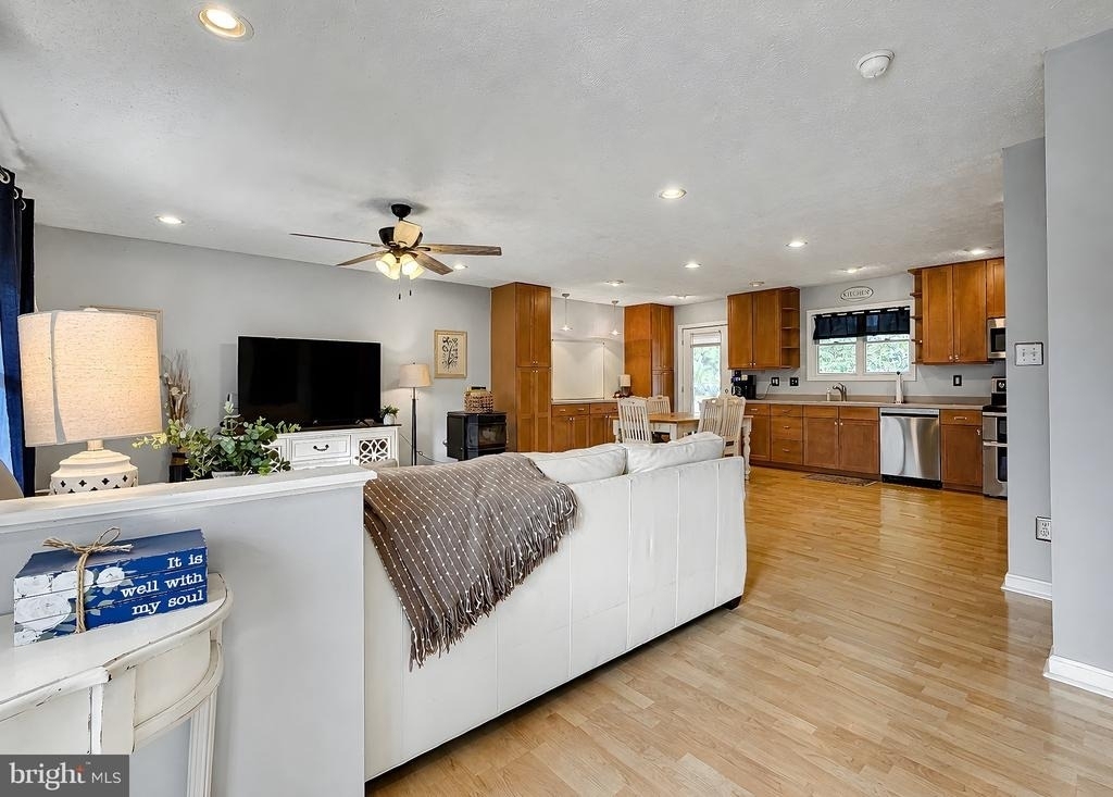 20900 Mauvy Moss Place - Photo 4