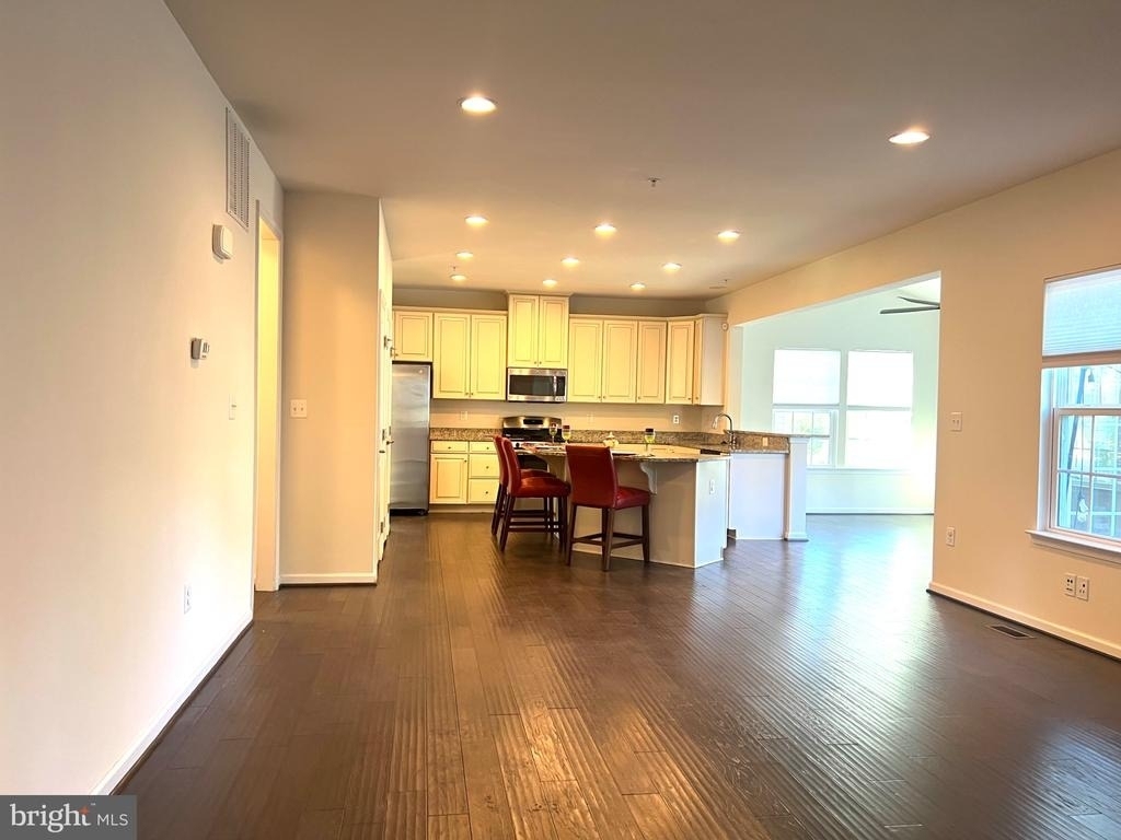3002 Winterbourne Drive - Photo 17