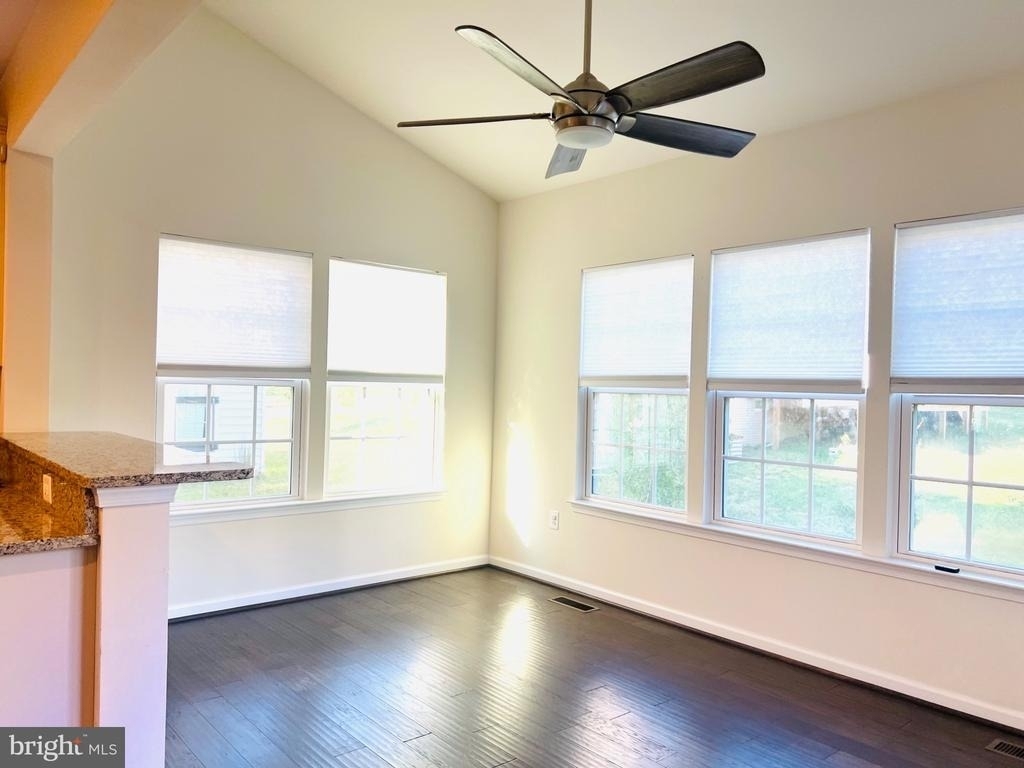 3002 Winterbourne Drive - Photo 24