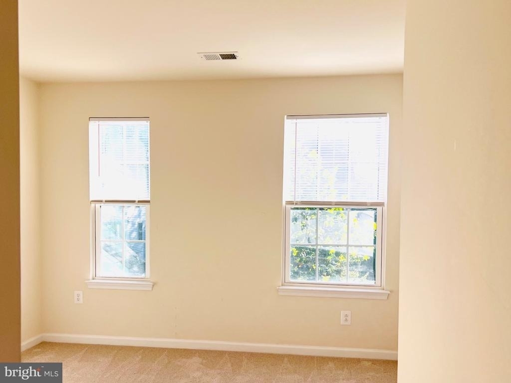3002 Winterbourne Drive - Photo 52