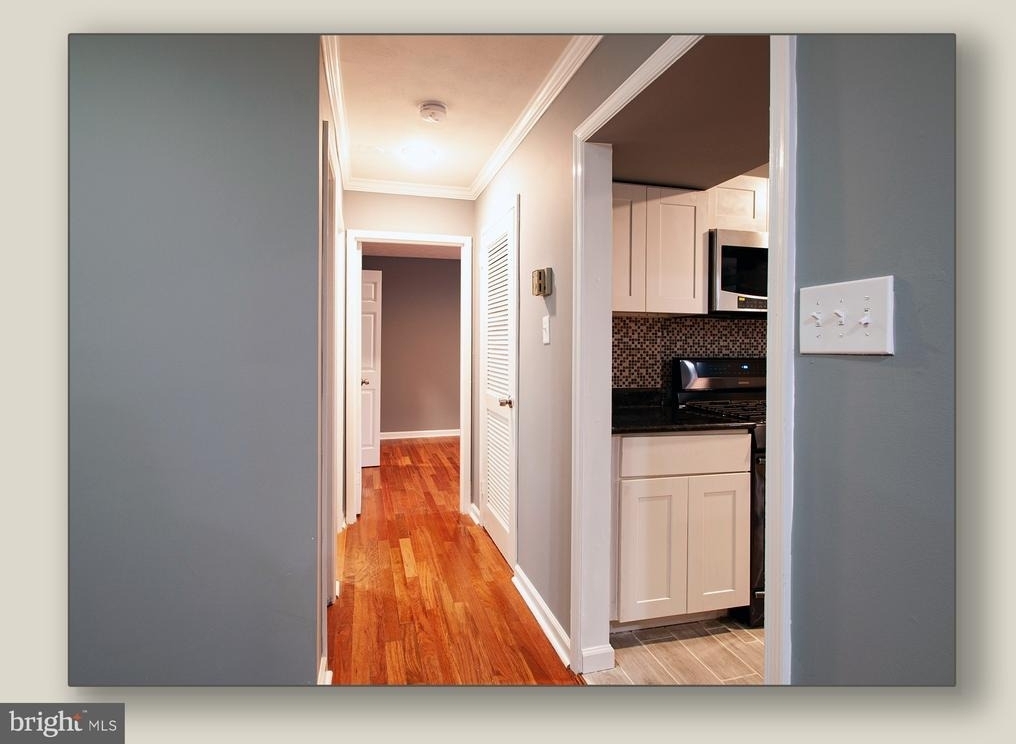 11206 Cherry Hill Road - Photo 10