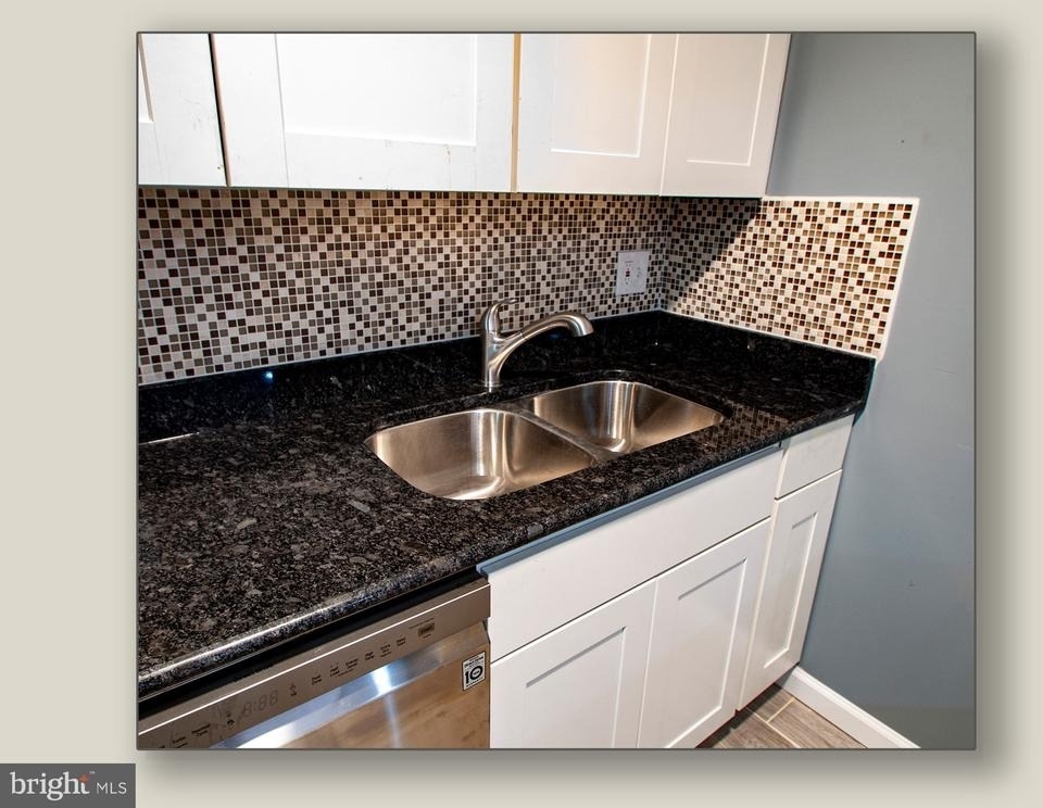 11206 Cherry Hill Road - Photo 14