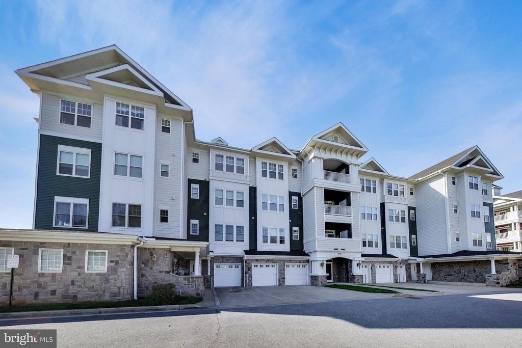13901 Belle Chasse Boulevard - Photo 1