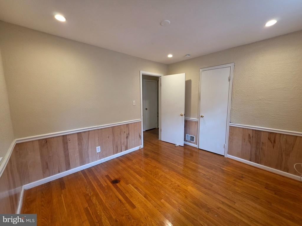 4808 Lexington Avenue - Photo 9