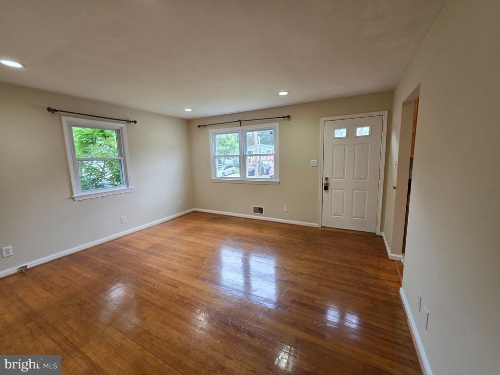 4808 Lexington Avenue - Photo 7