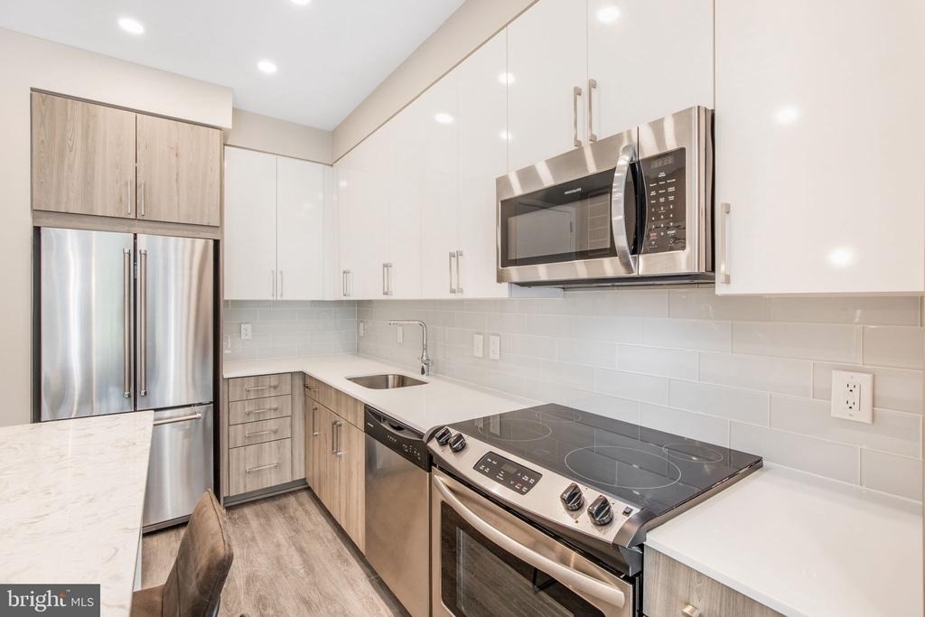 145 Riverhaven Drive - Photo 4