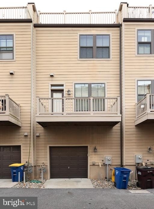 6639 Rhode Island Avenue - Photo 32
