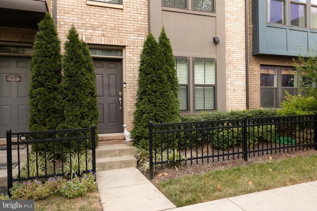 6639 Rhode Island Avenue - Photo 2