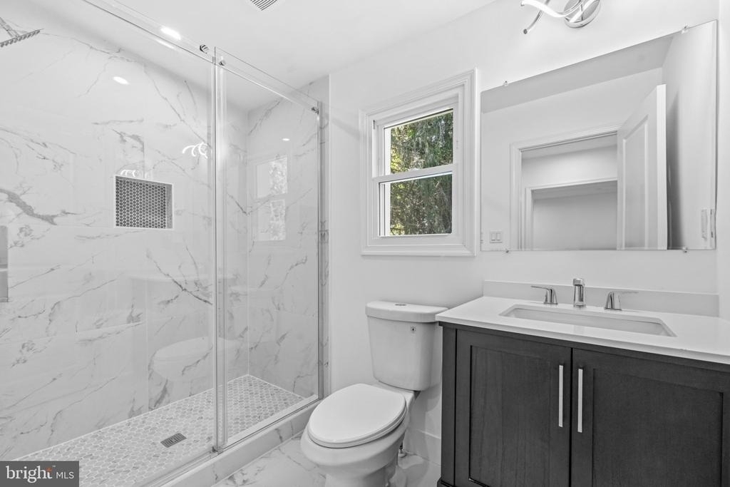 9828 Watts Branch Drive - Photo 12
