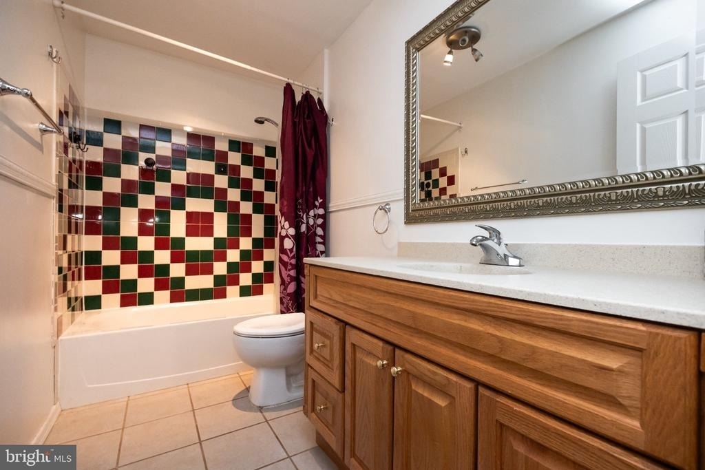 18405 Carved Stone Court - Photo 43
