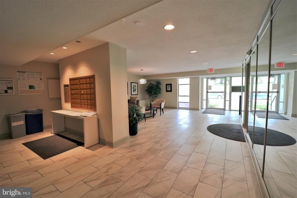 7400 Lakeview Drive - Photo 4