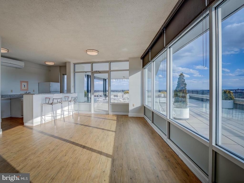 10500 Rockville Pike - Photo 20