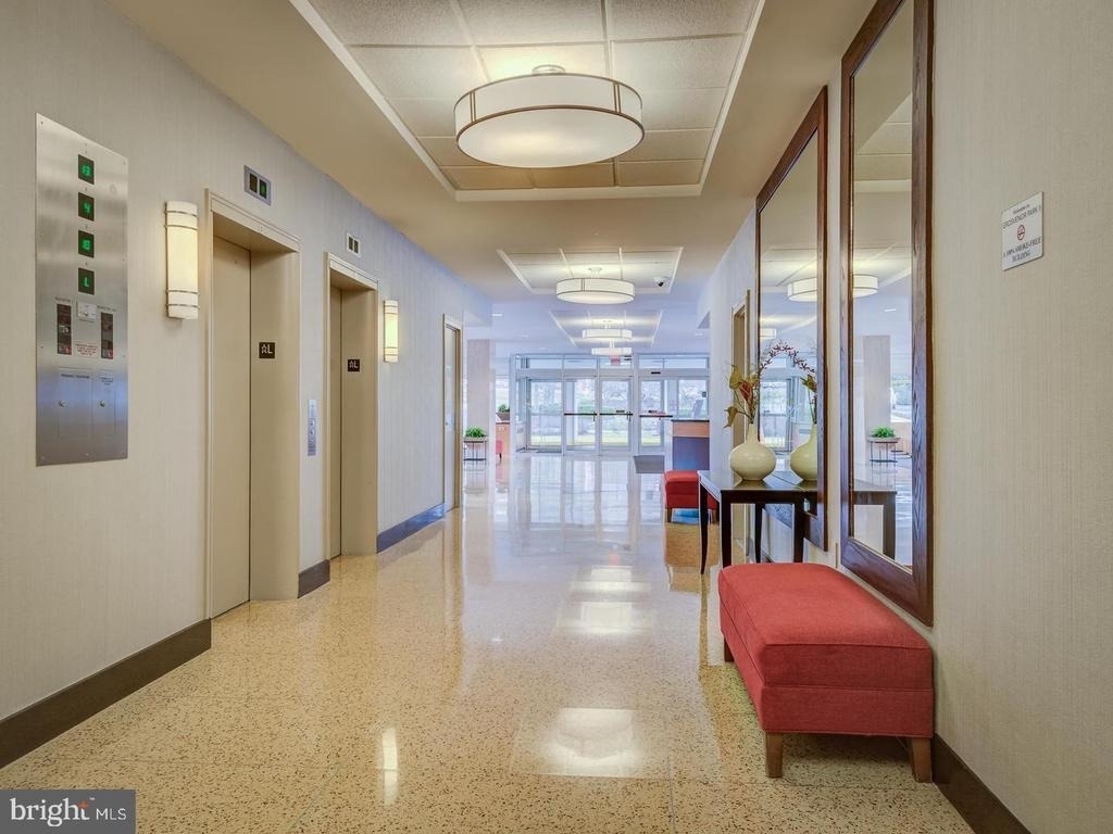 10500 Rockville Pike - Photo 18
