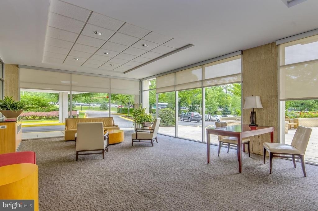 10500 Rockville Pike - Photo 17