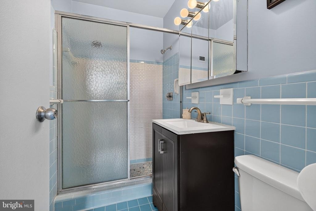 10500 Rockville Pike - Photo 14