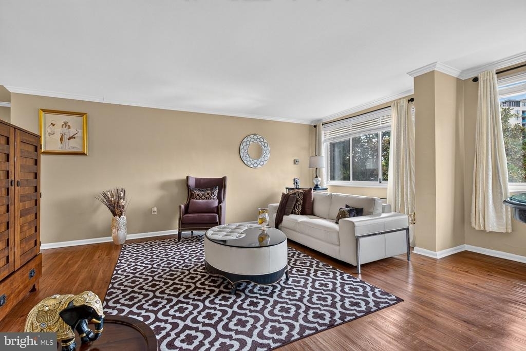 10500 Rockville Pike - Photo 4