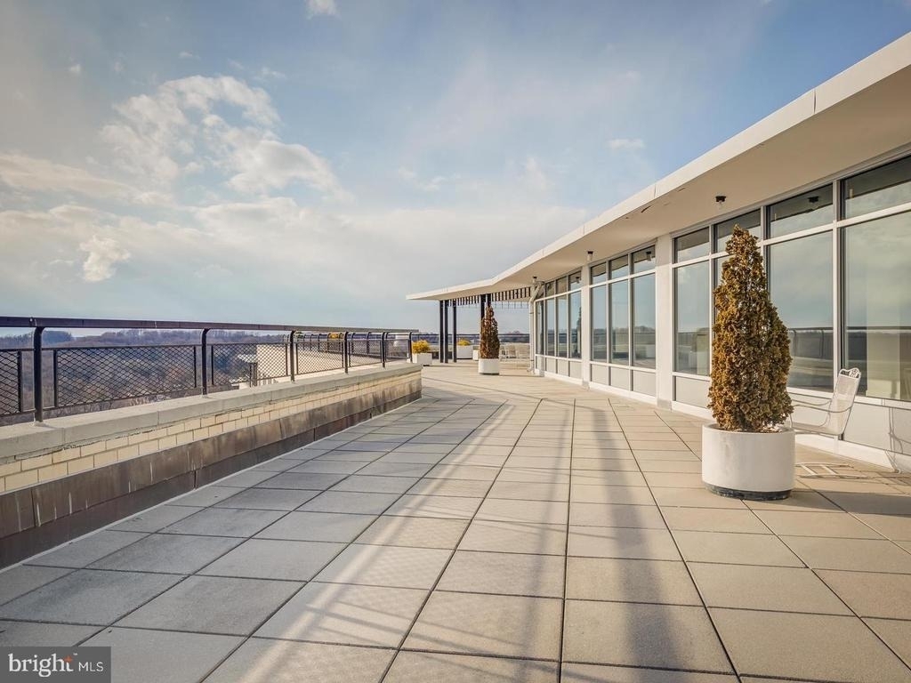 10500 Rockville Pike - Photo 22