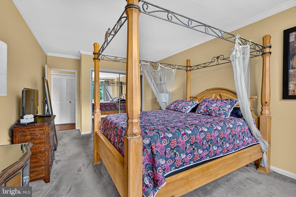 10500 Rockville Pike - Photo 10