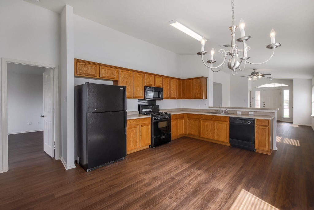 14900 Evening Mist Ln - Photo 6