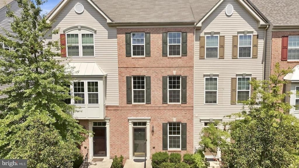 7109 Penny Lane - Photo 0