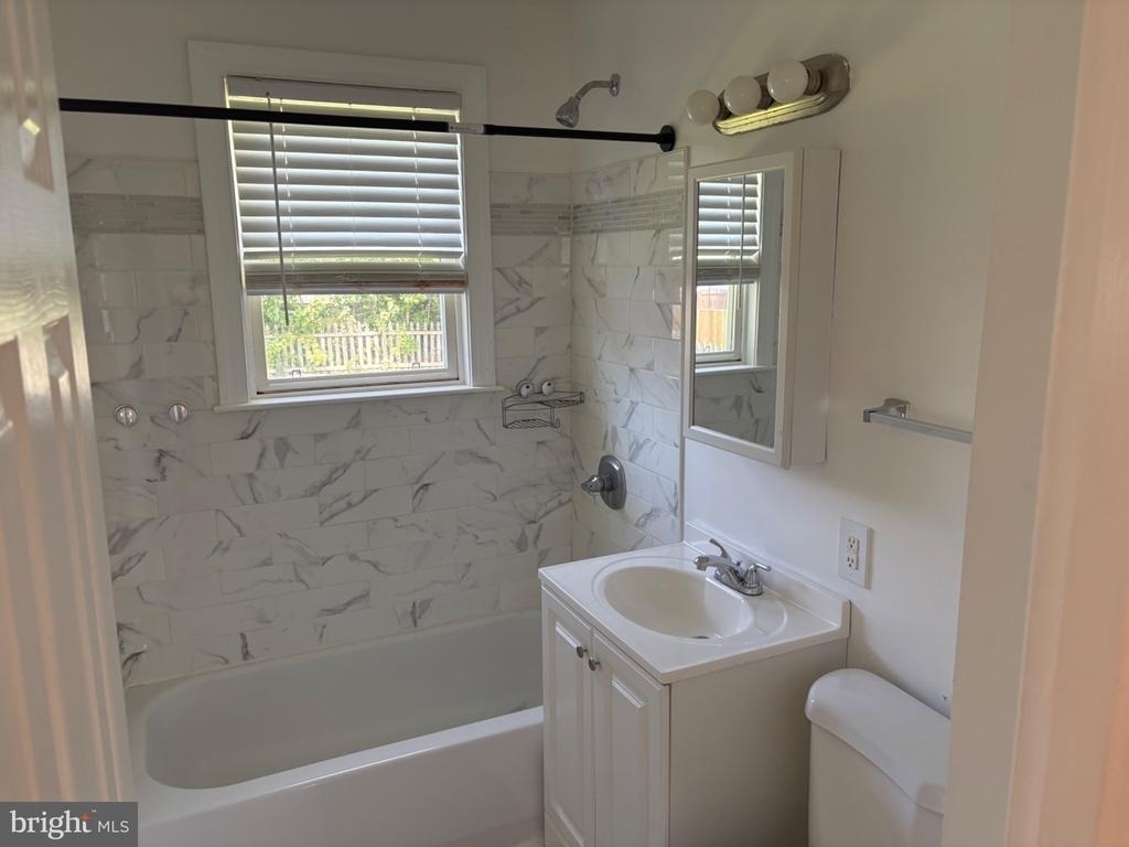31 Aberdeen Avenue - Photo 5