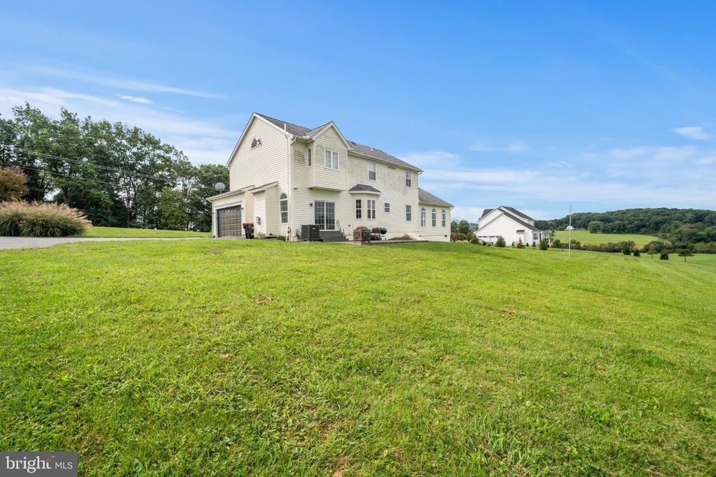 1122 Heaps Road - Photo 40