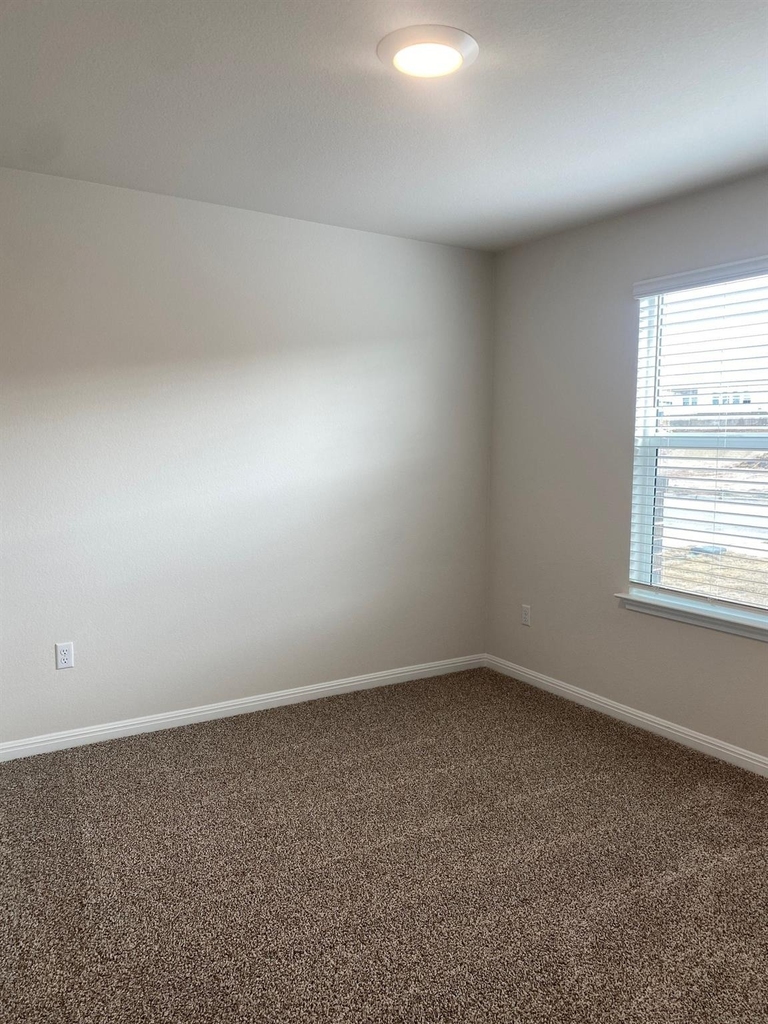 324 Heatherwood Ter - Photo 9