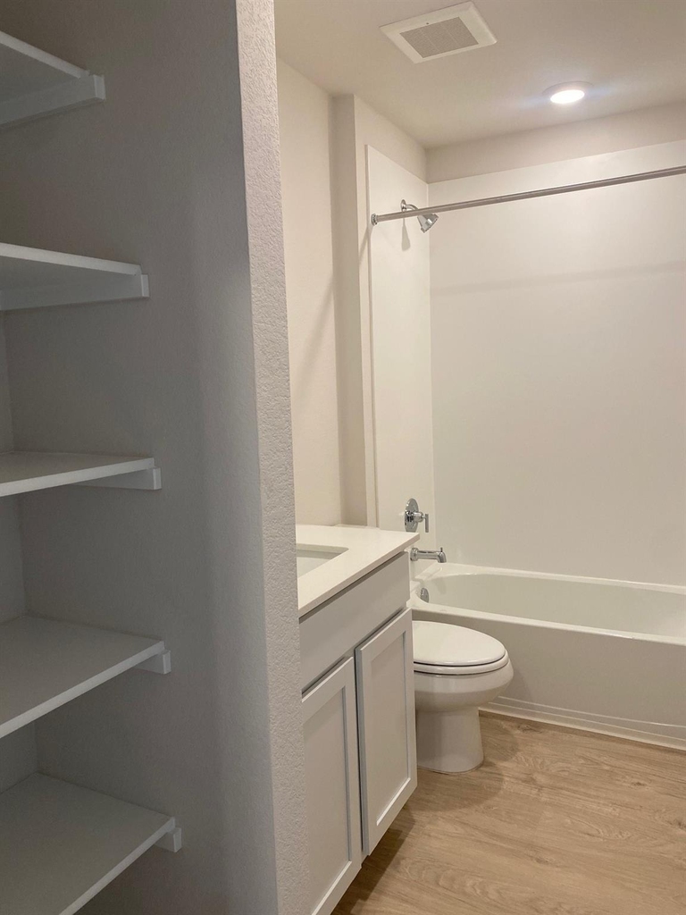 324 Heatherwood Ter - Photo 11