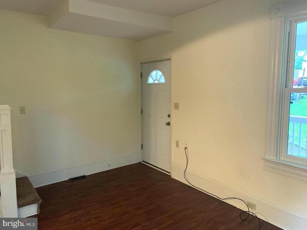 729 E D Street - Photo 3
