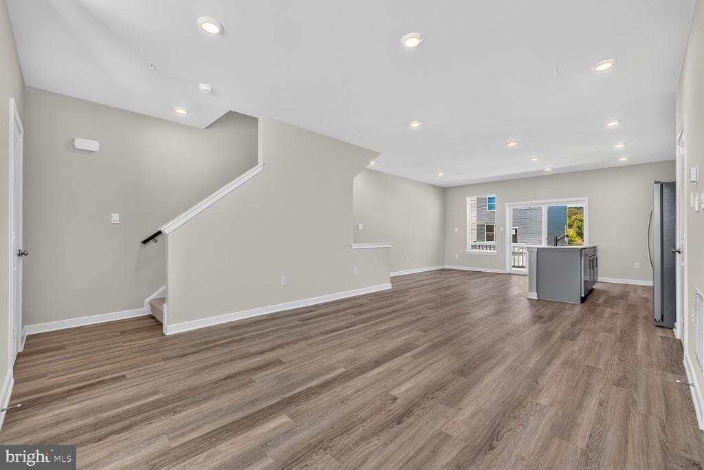 1558 Bentstalk Drive - Photo 9