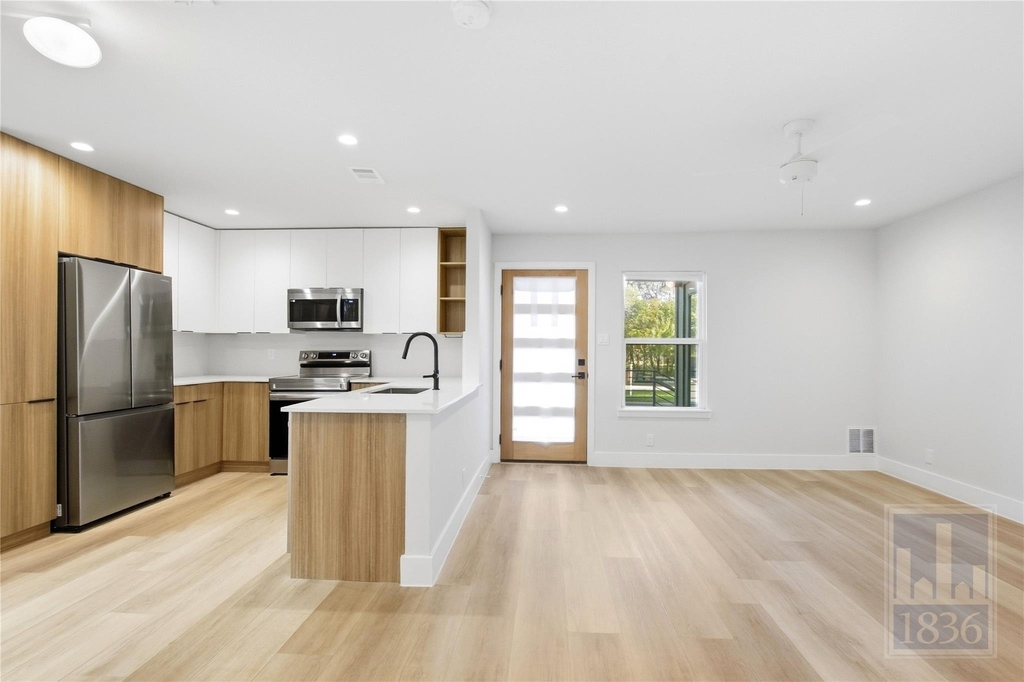 5304 Saint Georges Grn - Photo 2