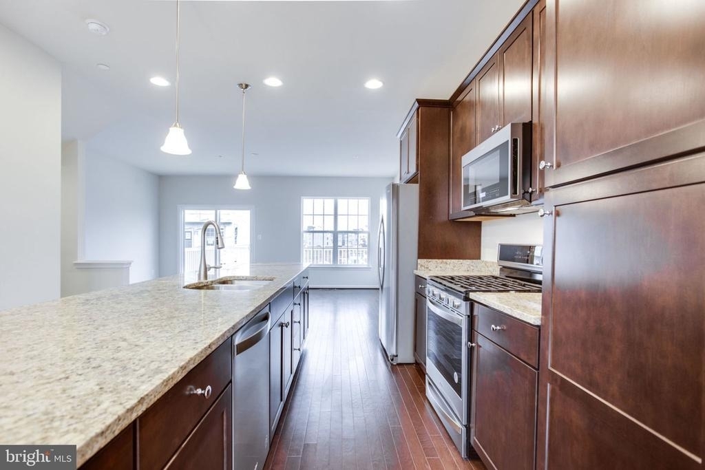 6225 Posey Street - Photo 2