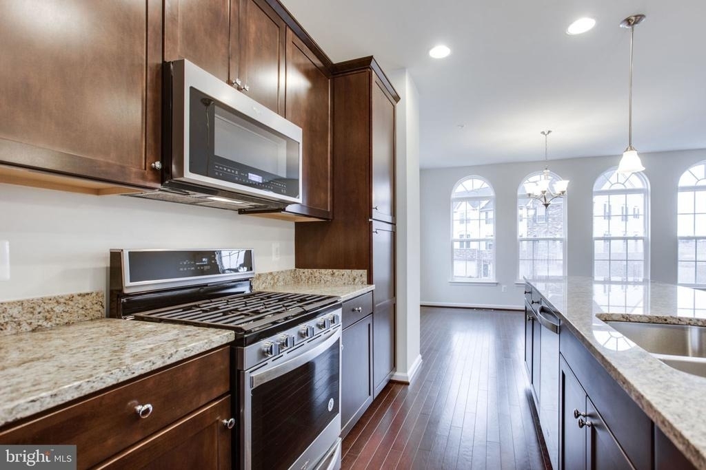 6225 Posey Street - Photo 4