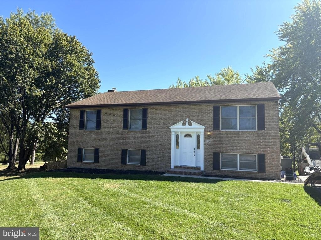 1721 Uhler Lane - Photo 0