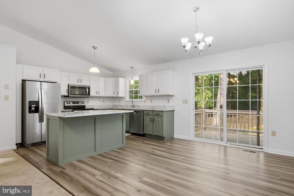 11516 Deadwood Drive - Photo 10