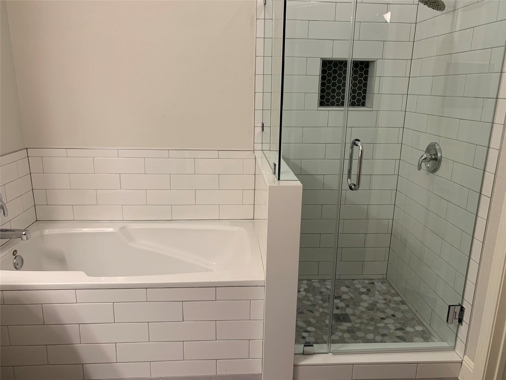 6701 Covered Bridge Dr - Photo 16