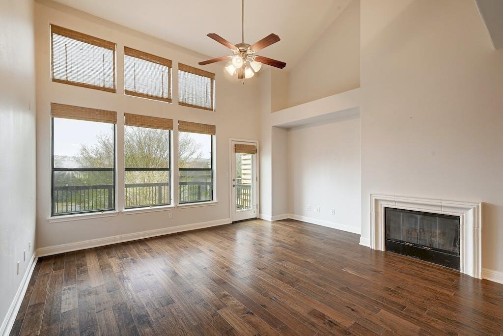 6701 Covered Bridge Dr - Photo 8