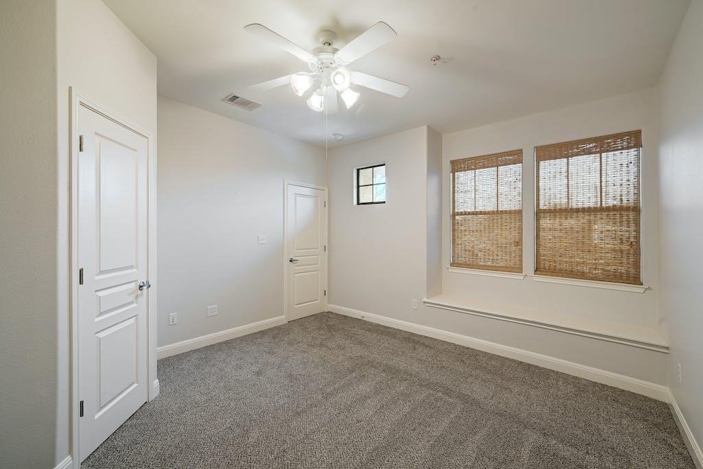 6701 Covered Bridge Dr - Photo 19