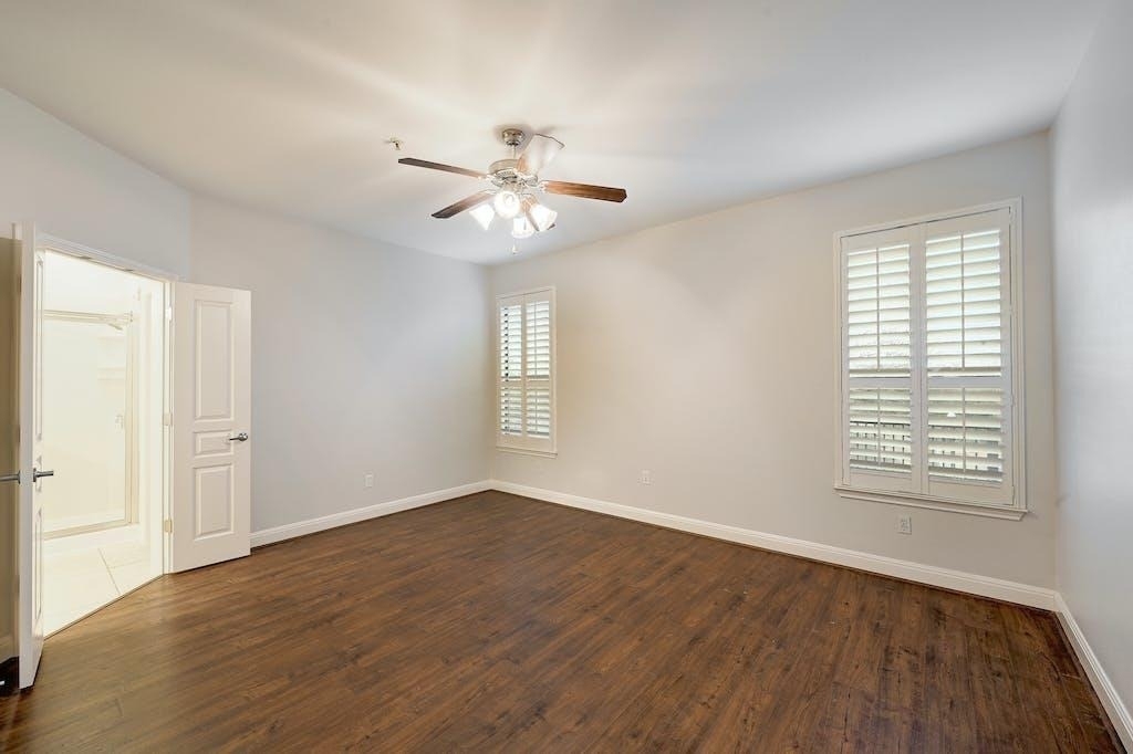 6701 Covered Bridge Dr - Photo 10
