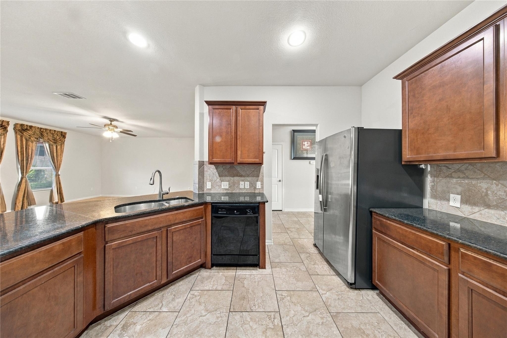 181 Fossilstone Trl - Photo 5