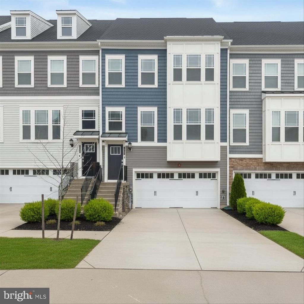 304 Sweetbay Road - Photo 0